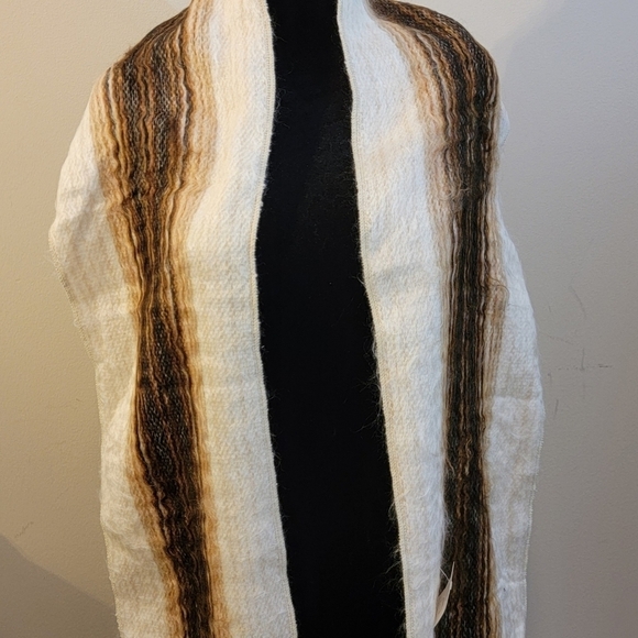 NWT Tejidos Artesanales Alpaca Fringe Scarf - Picture 3 of 5